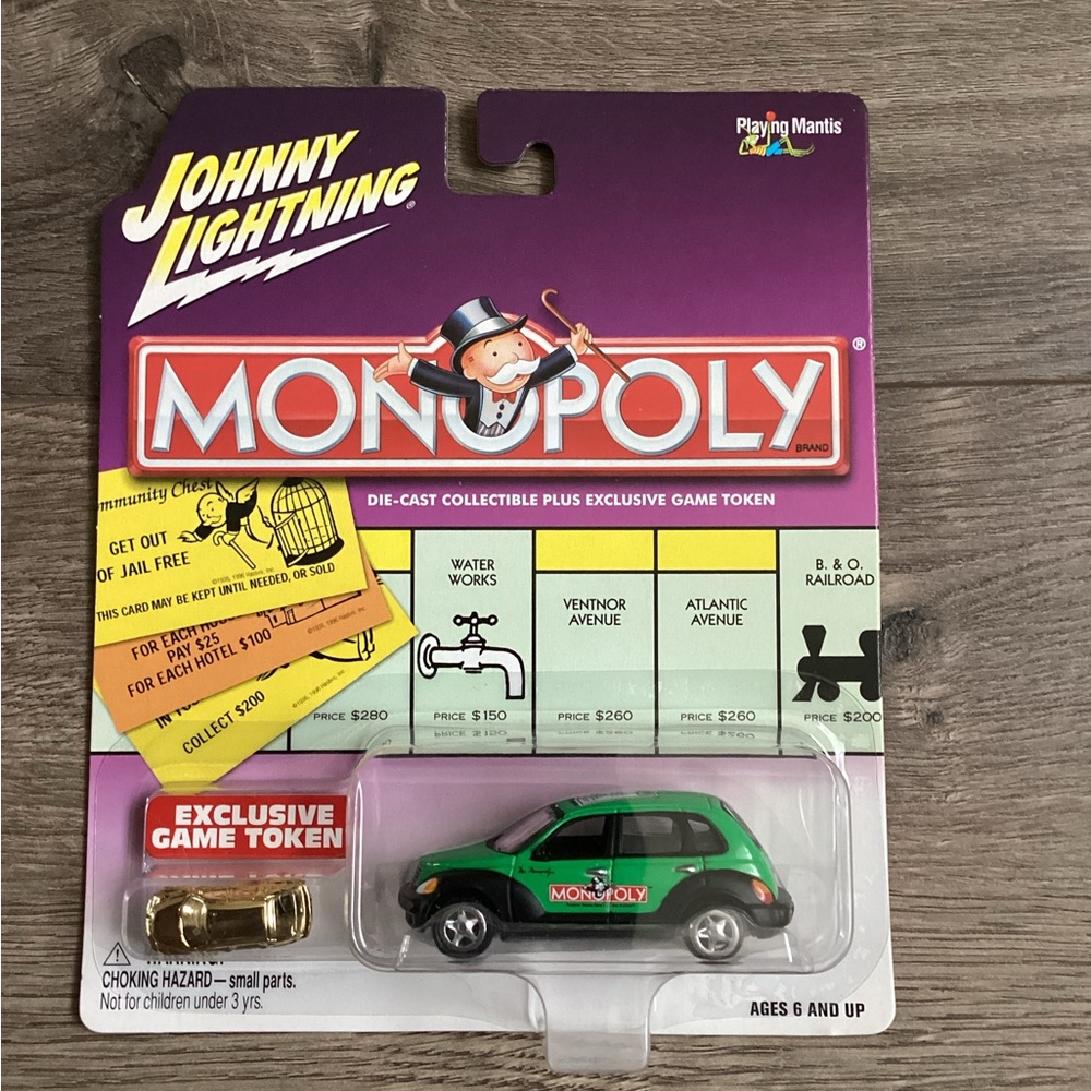 Johnny Lightning Monopoly North Carolina Chrysler PT Cruiser New 2002